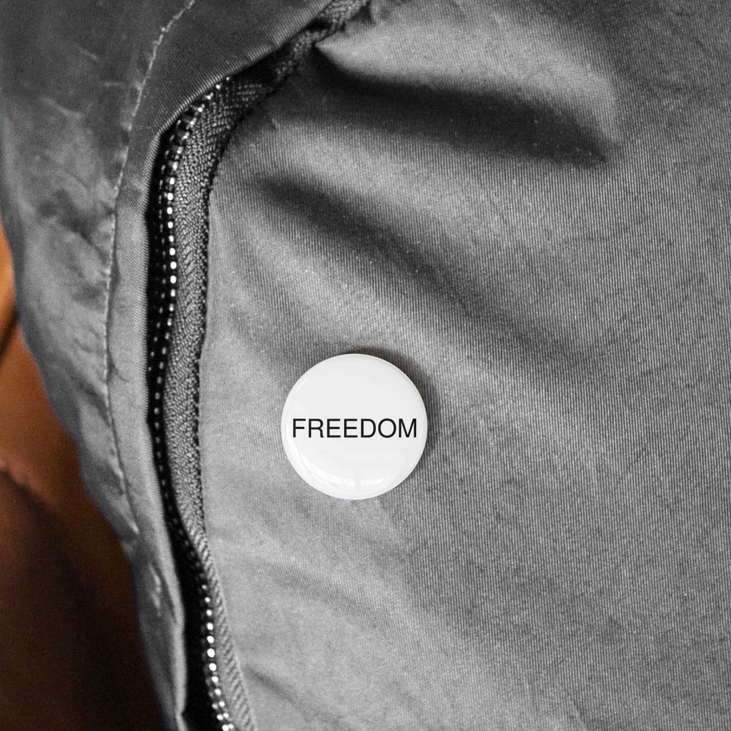 Freedom Round Pins - Customizable Enamel Badges, Vintage Accessories, Ideal for Gifts, Celebrations, Statement Jewelry, Denim Flair